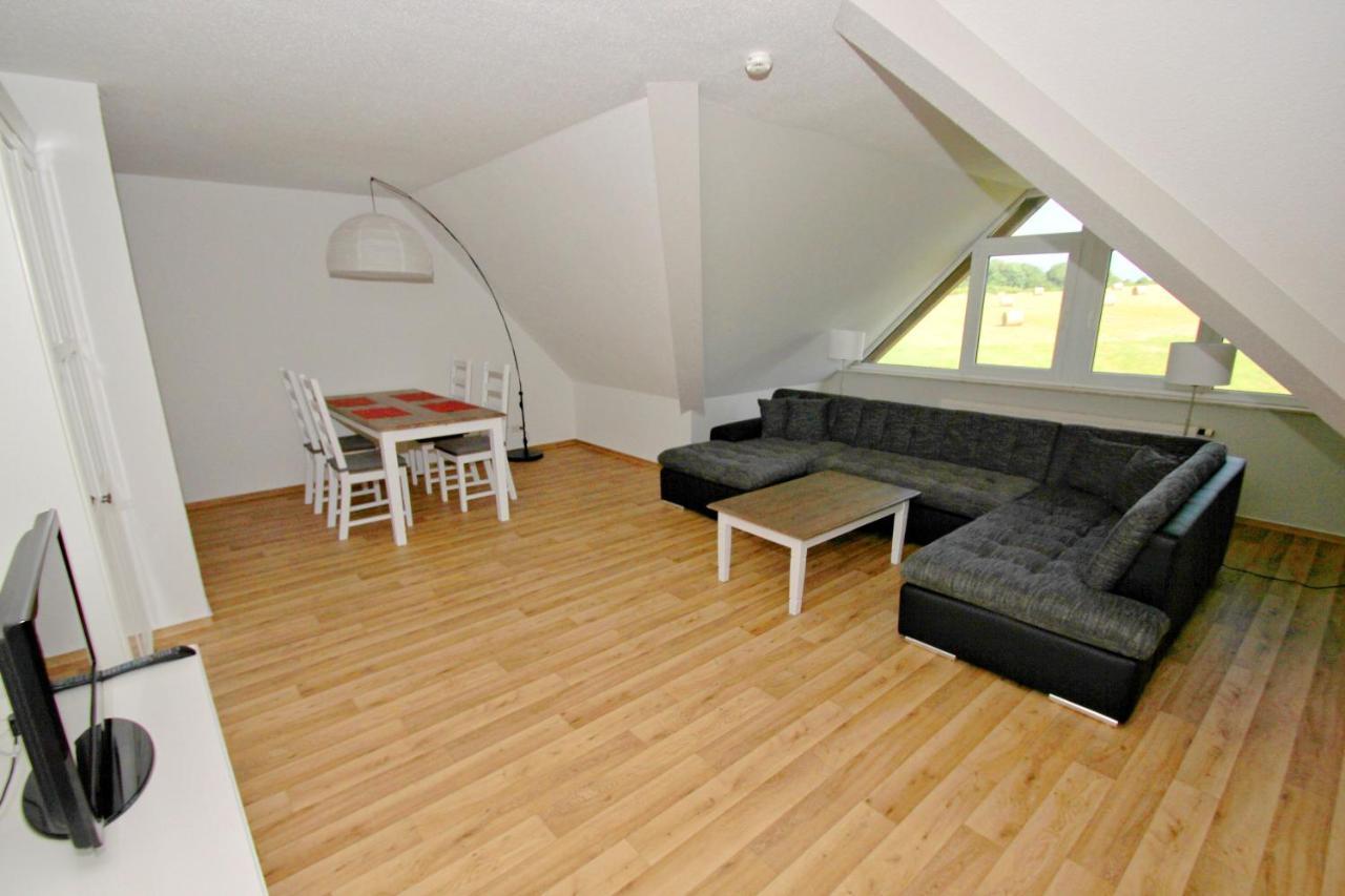 Strandnah Mit Balkon, Gratis Nutzung Vom Ahoi Erlebnisbad Und Sauna In Sellin - Strandhaus Moenchgut Fewo21 Lobbe Exteriér fotografie