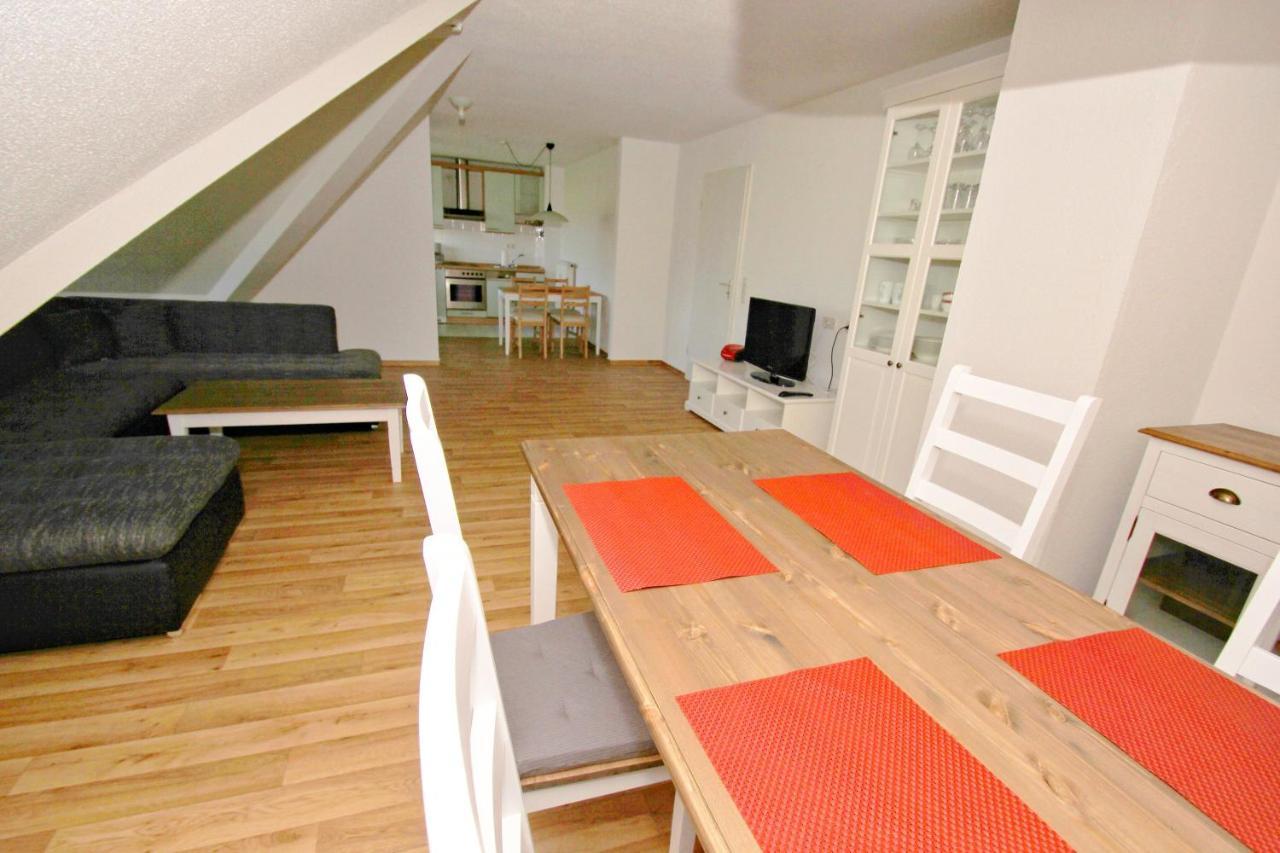 Strandnah Mit Balkon, Gratis Nutzung Vom Ahoi Erlebnisbad Und Sauna In Sellin - Strandhaus Moenchgut Fewo21 Lobbe Exteriér fotografie